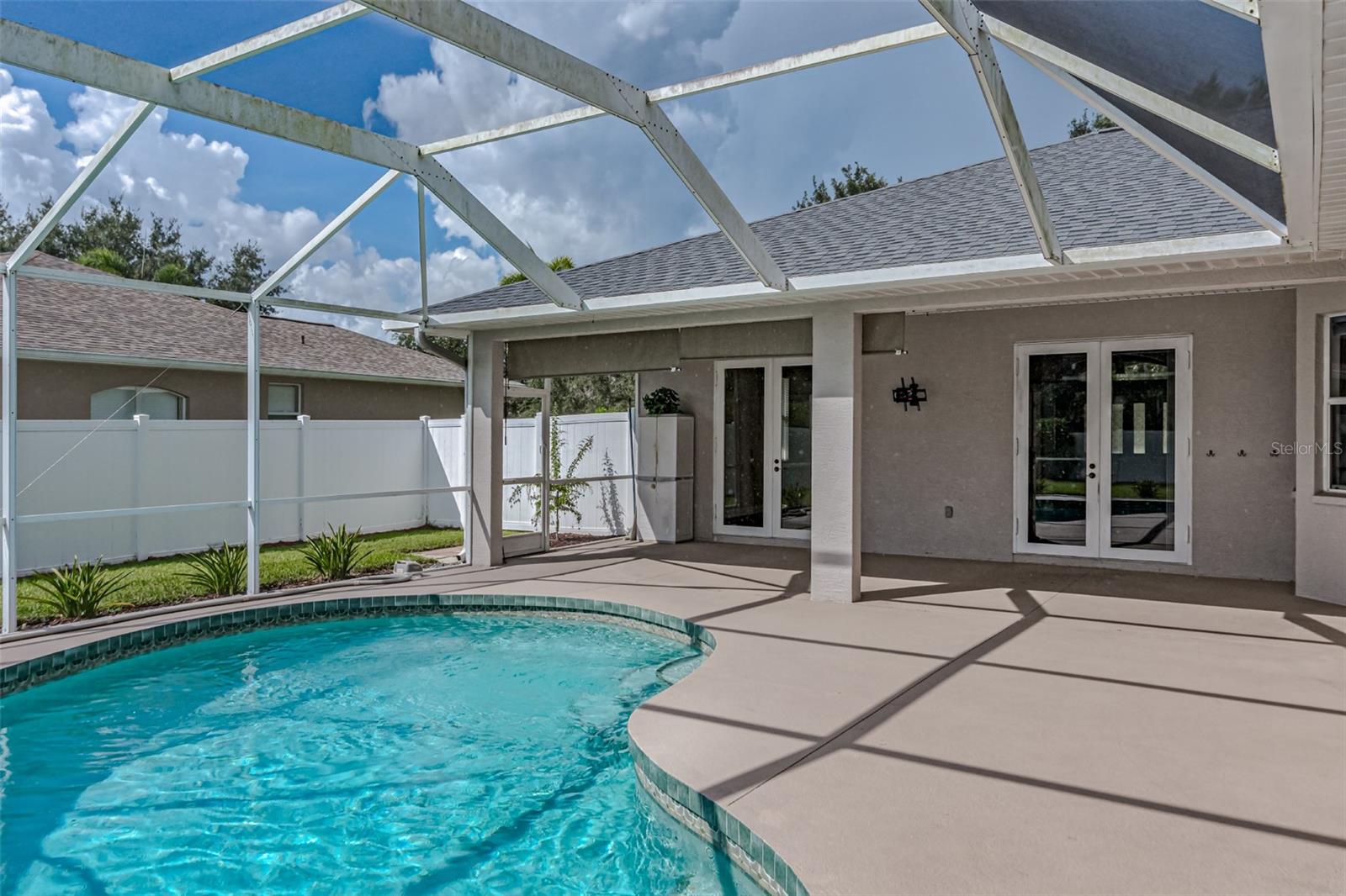 ANCIENT OAKS UNIT ONE - Residential