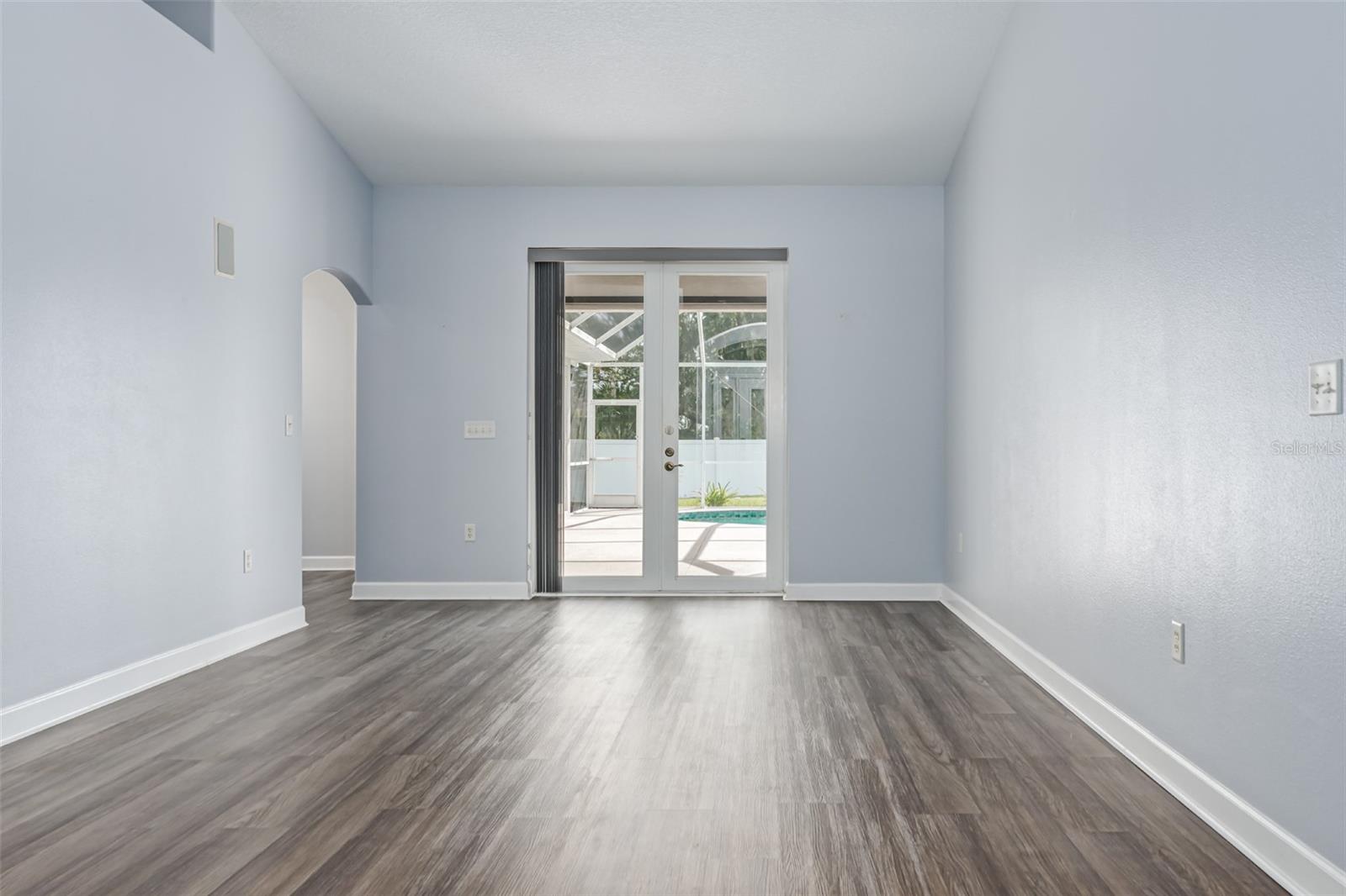 ANCIENT OAKS UNIT ONE - Residential