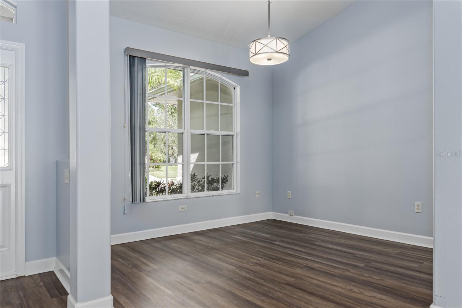 ANCIENT OAKS UNIT ONE - Residential