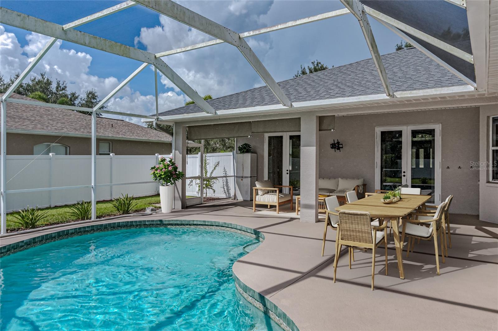 ANCIENT OAKS UNIT ONE - Residential