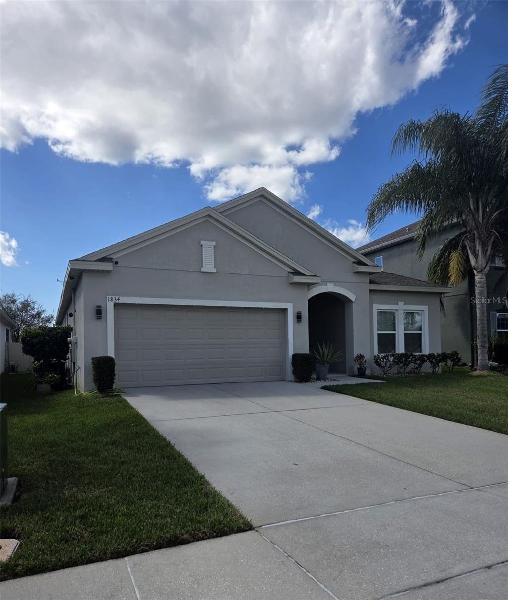 Photo of 1834 Castleton Drive, Saint Cloud, FL 34771 (MLS # S5144901)