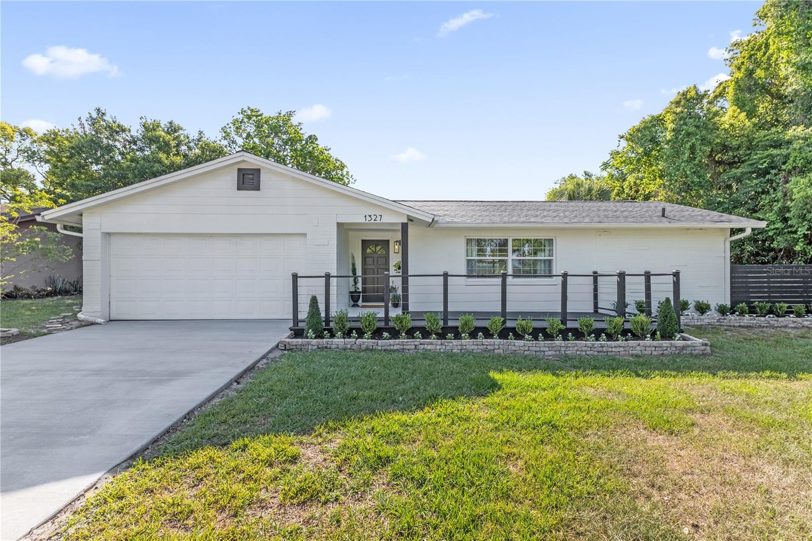 1327 CHIPOLA TRAIL