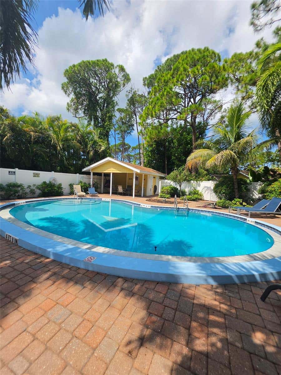 Photo of 4643 Summerwind Drive #22, Sarasota, FL 34234 (MLS # L4964216)