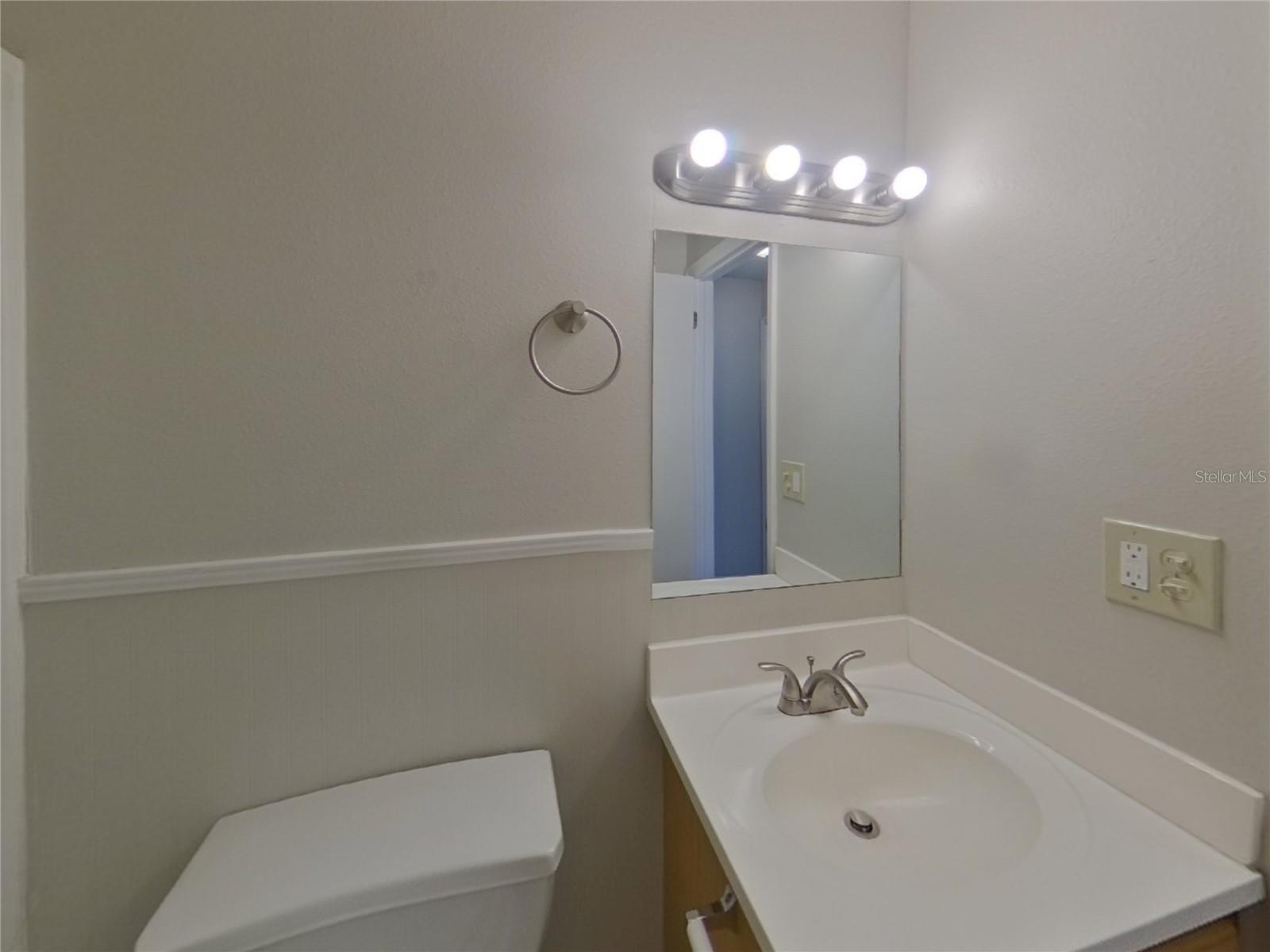 RIVERDALE SUB PH I - Residential Lease