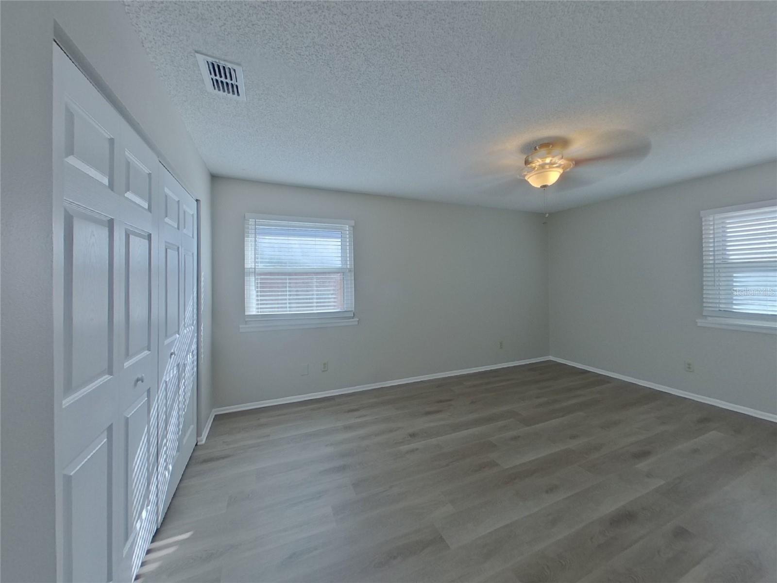 RIVERDALE SUB PH I - Residential Lease