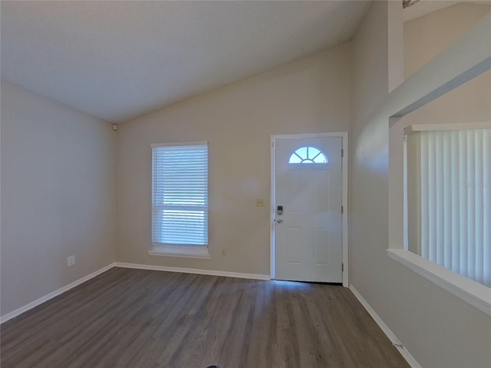 RIVERDALE SUB PH I - Residential Lease