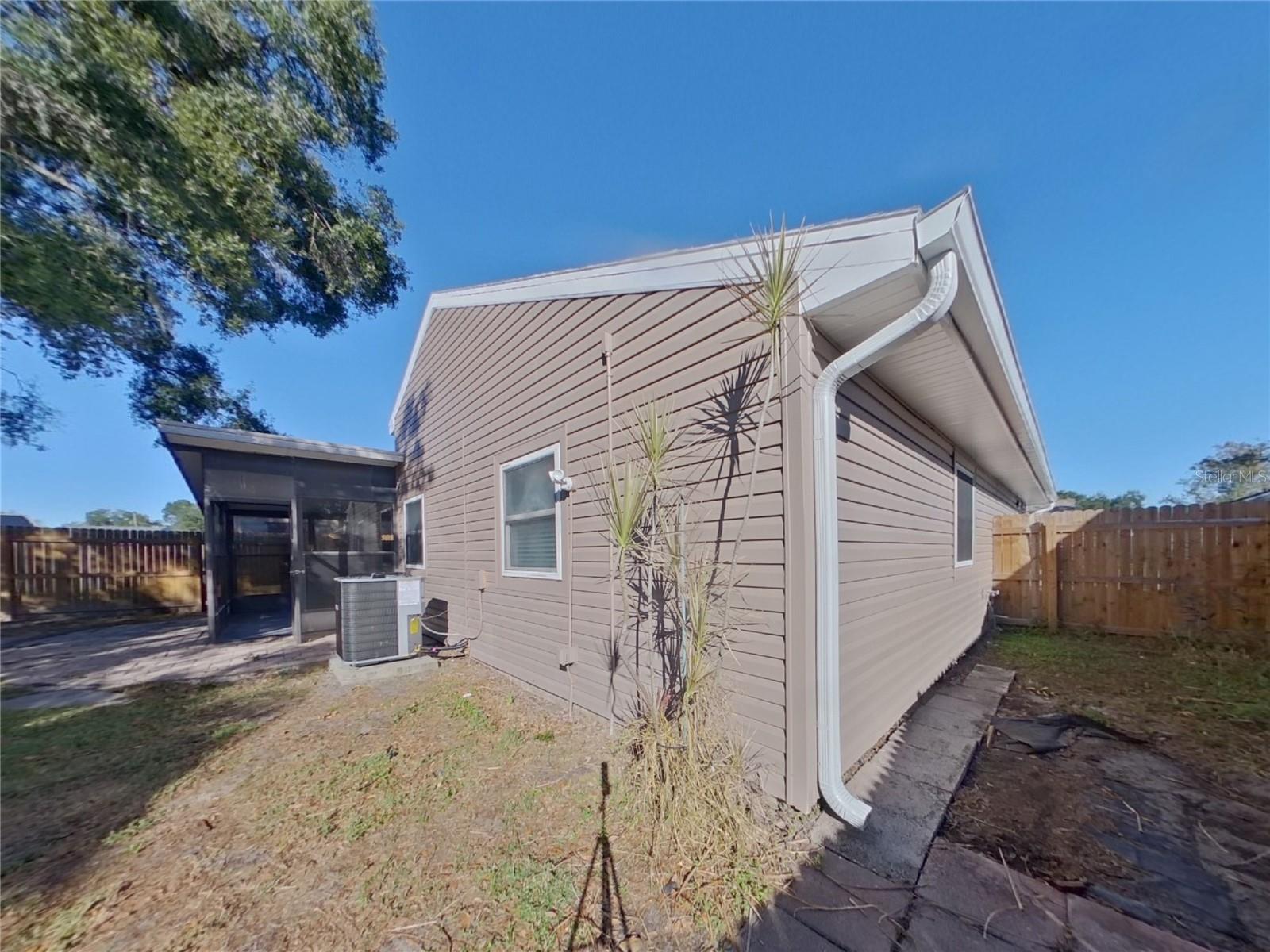 RIVERDALE SUB PH I - Residential Lease