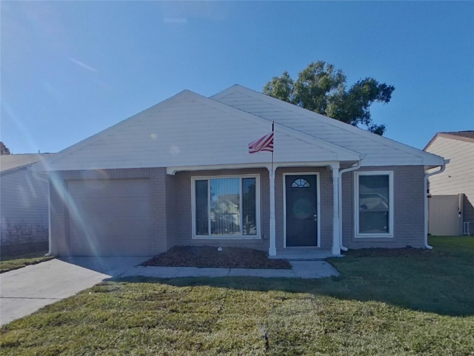 RIVERDALE SUB PH I - Residential Lease