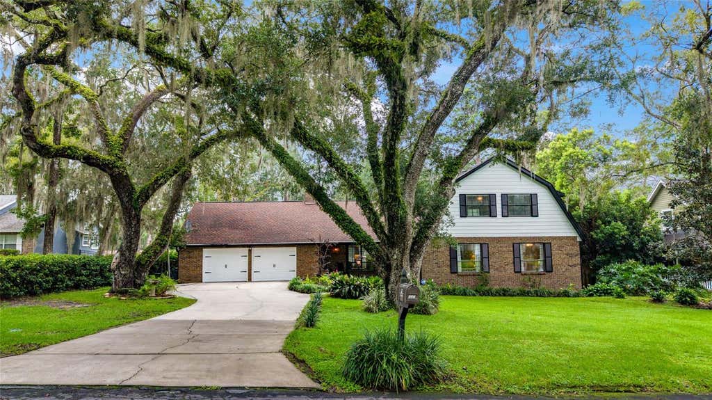 Photo of 527 Colonial Drive, Brooksville, FL 34601 (MLS # W7888164)