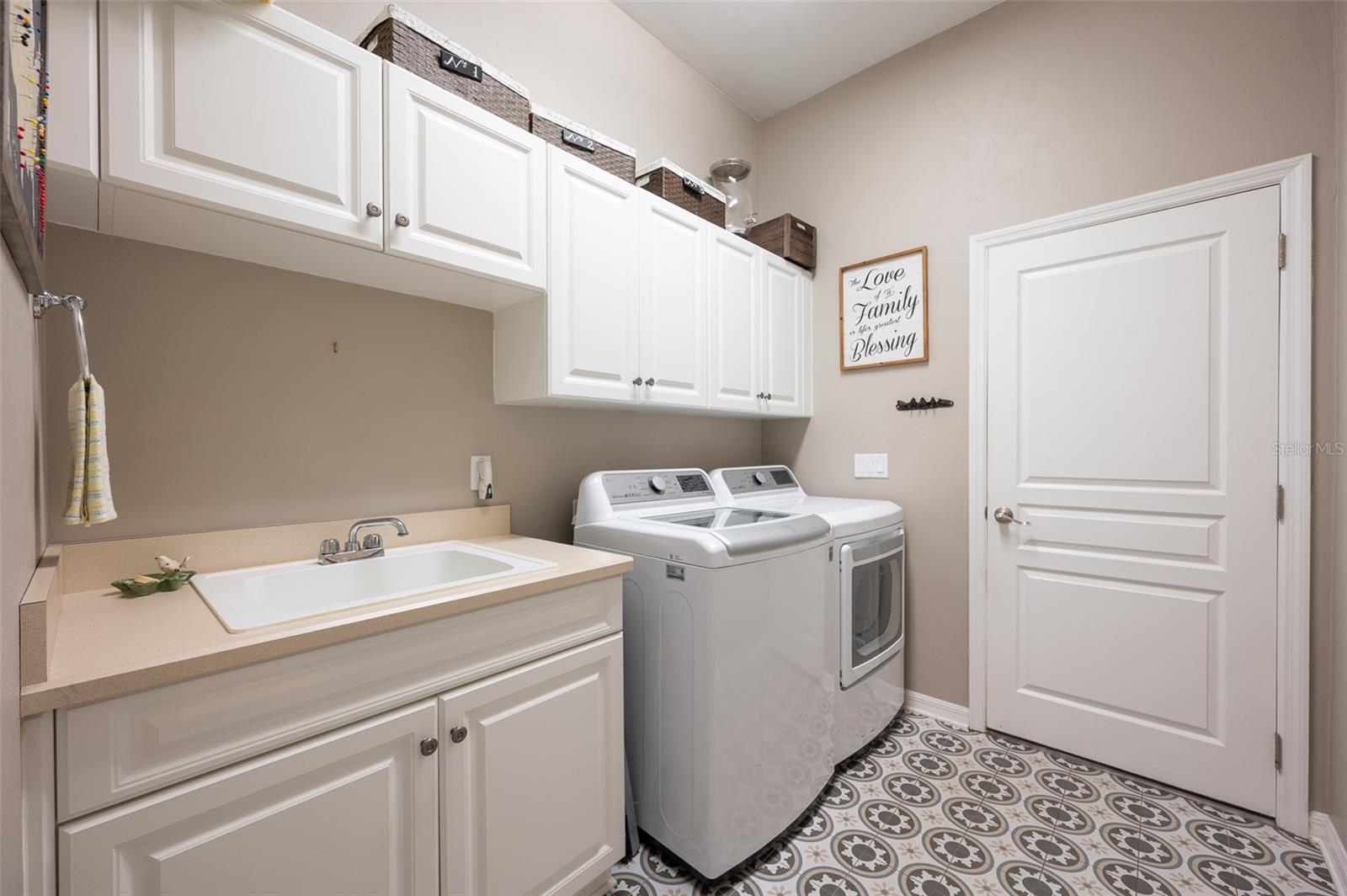 TURNBERRY LAKE PH 2 - Residential