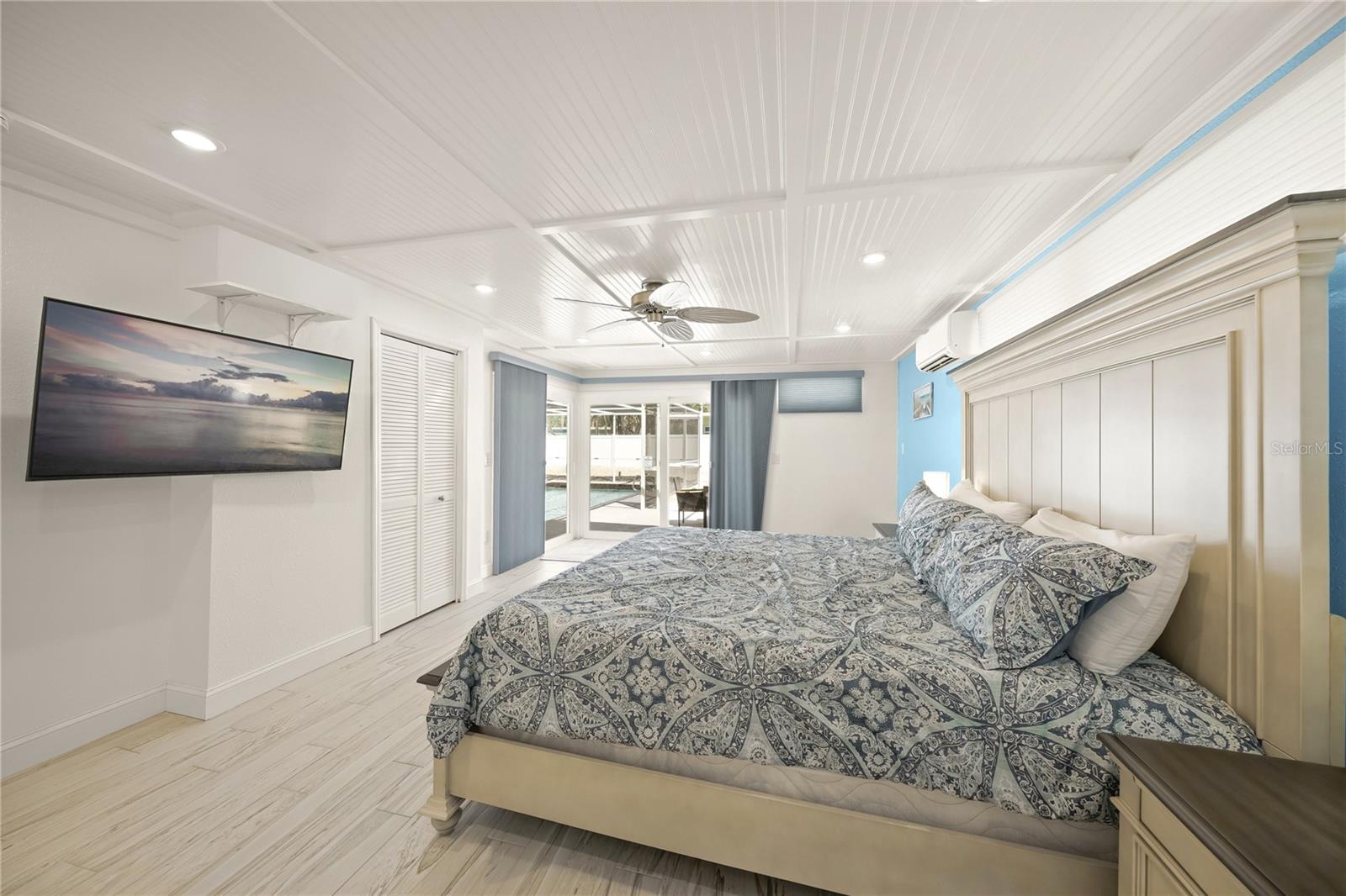 SARASOTA BEACH - Residential