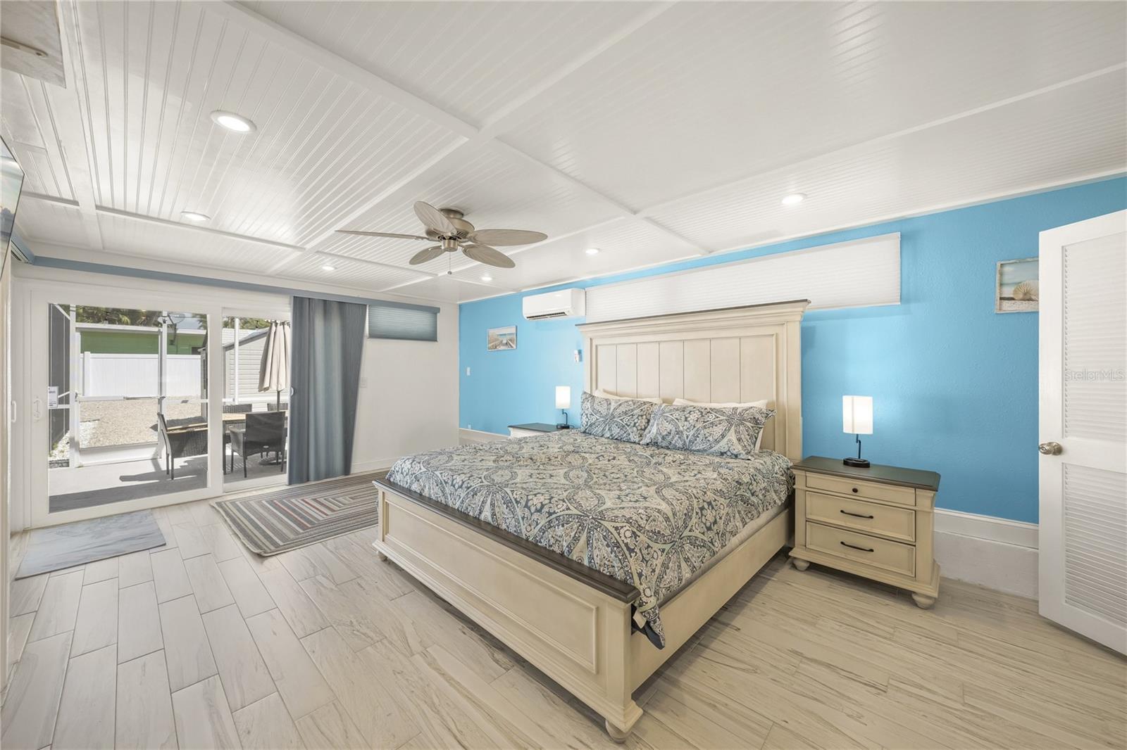 SARASOTA BEACH - Residential