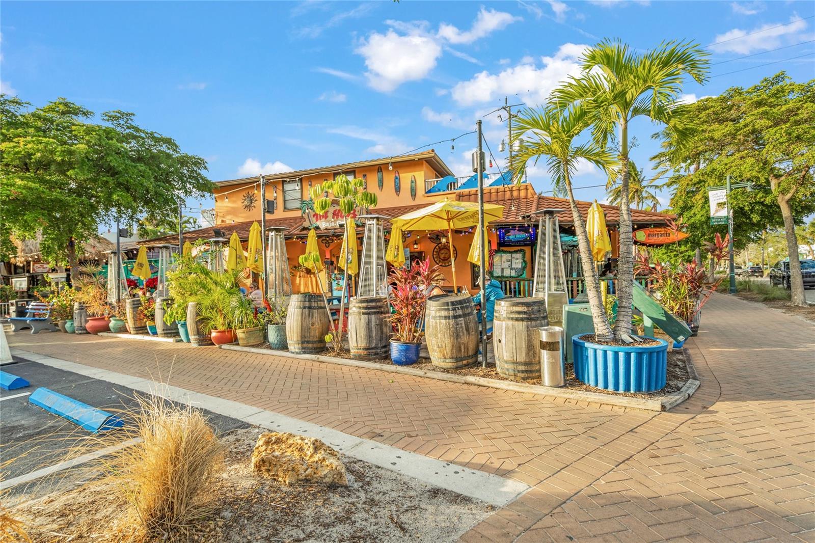 SARASOTA BEACH - Residential