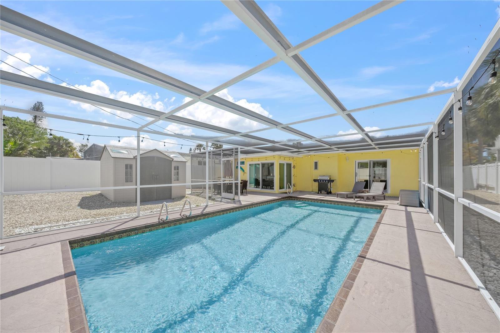 SARASOTA BEACH - Residential