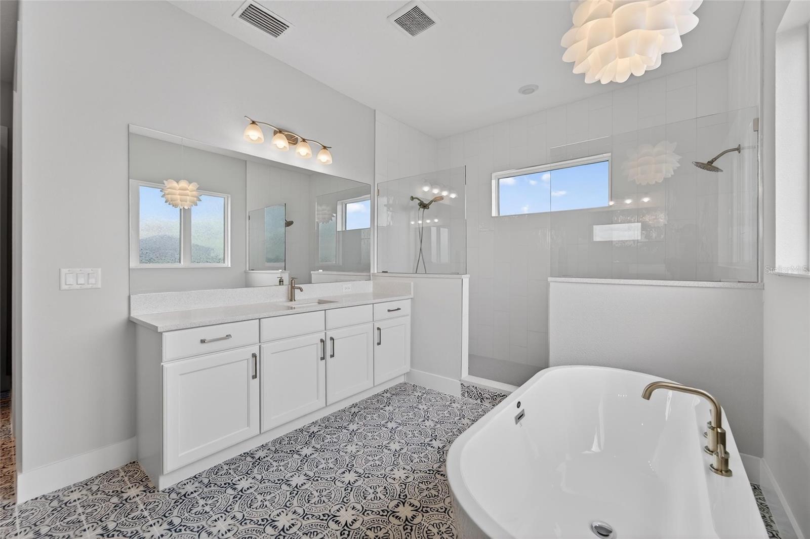 AQUA LAGOON - Residential