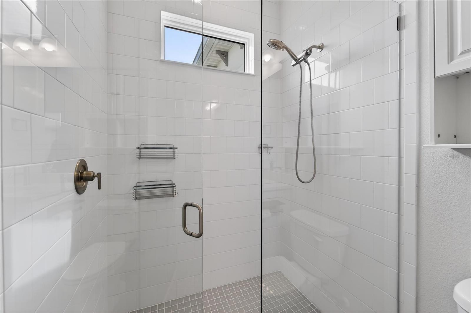 AQUA LAGOON - Residential