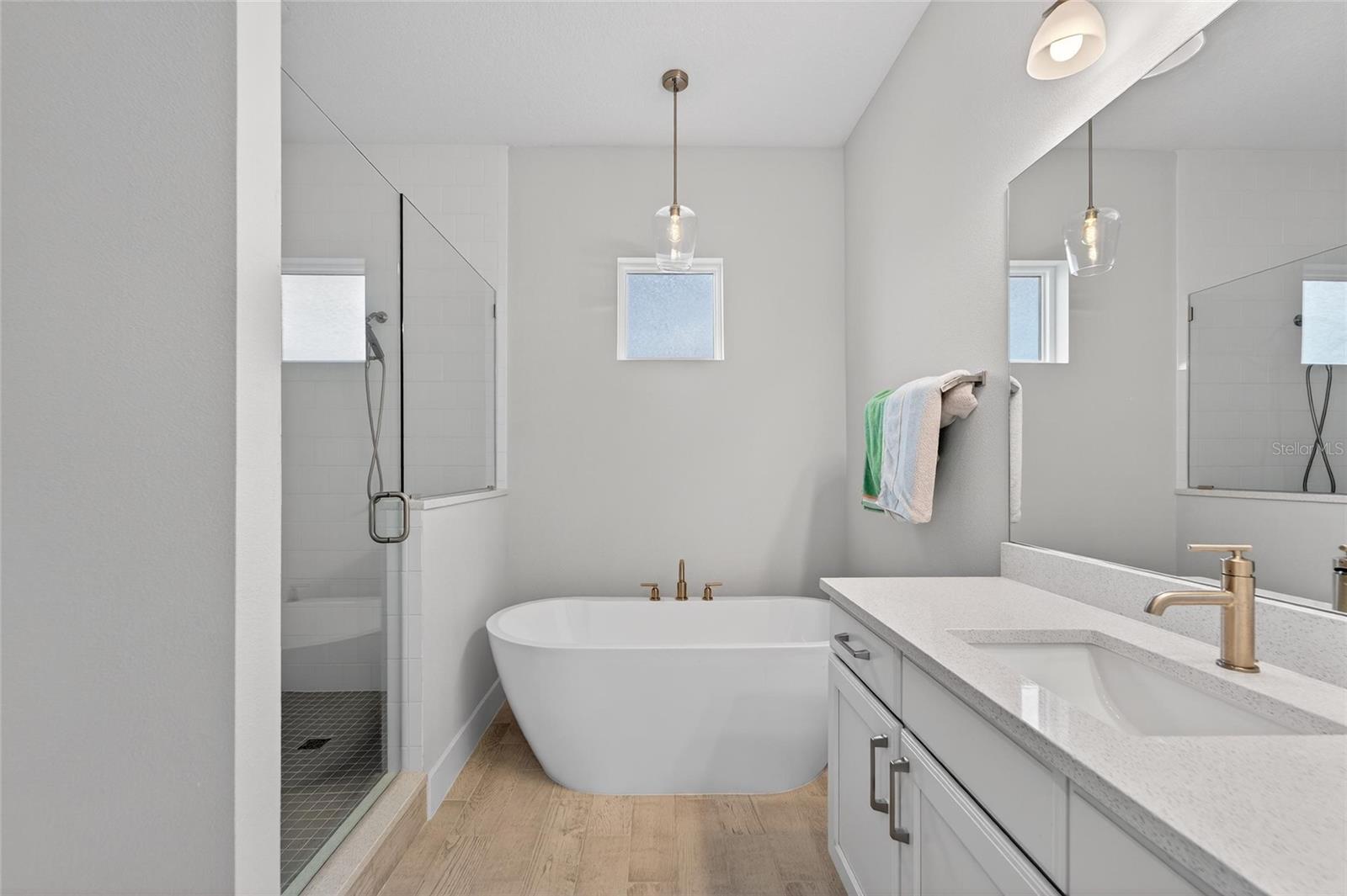 AQUA LAGOON - Residential