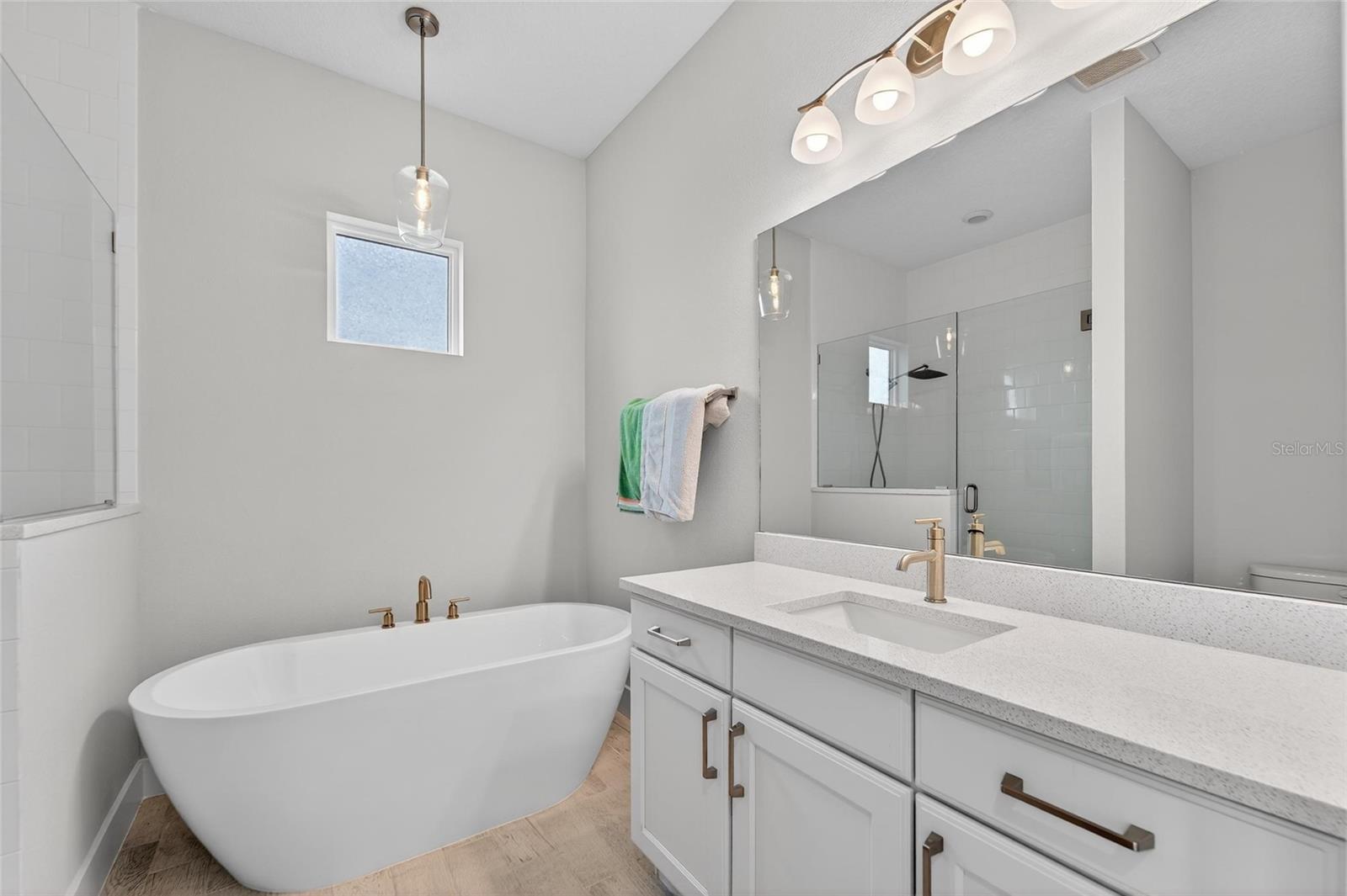 AQUA LAGOON - Residential