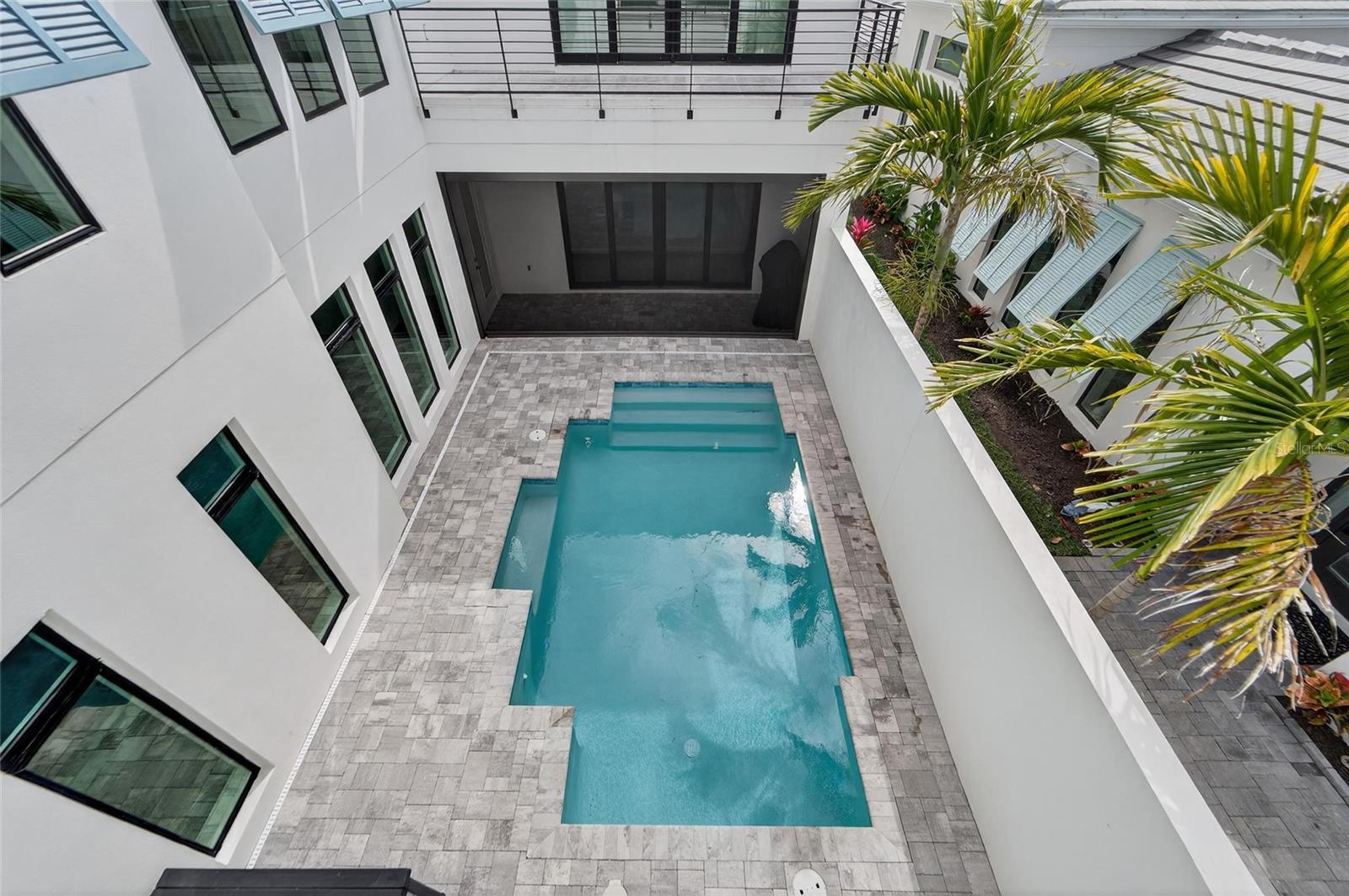 AQUA LAGOON - Residential