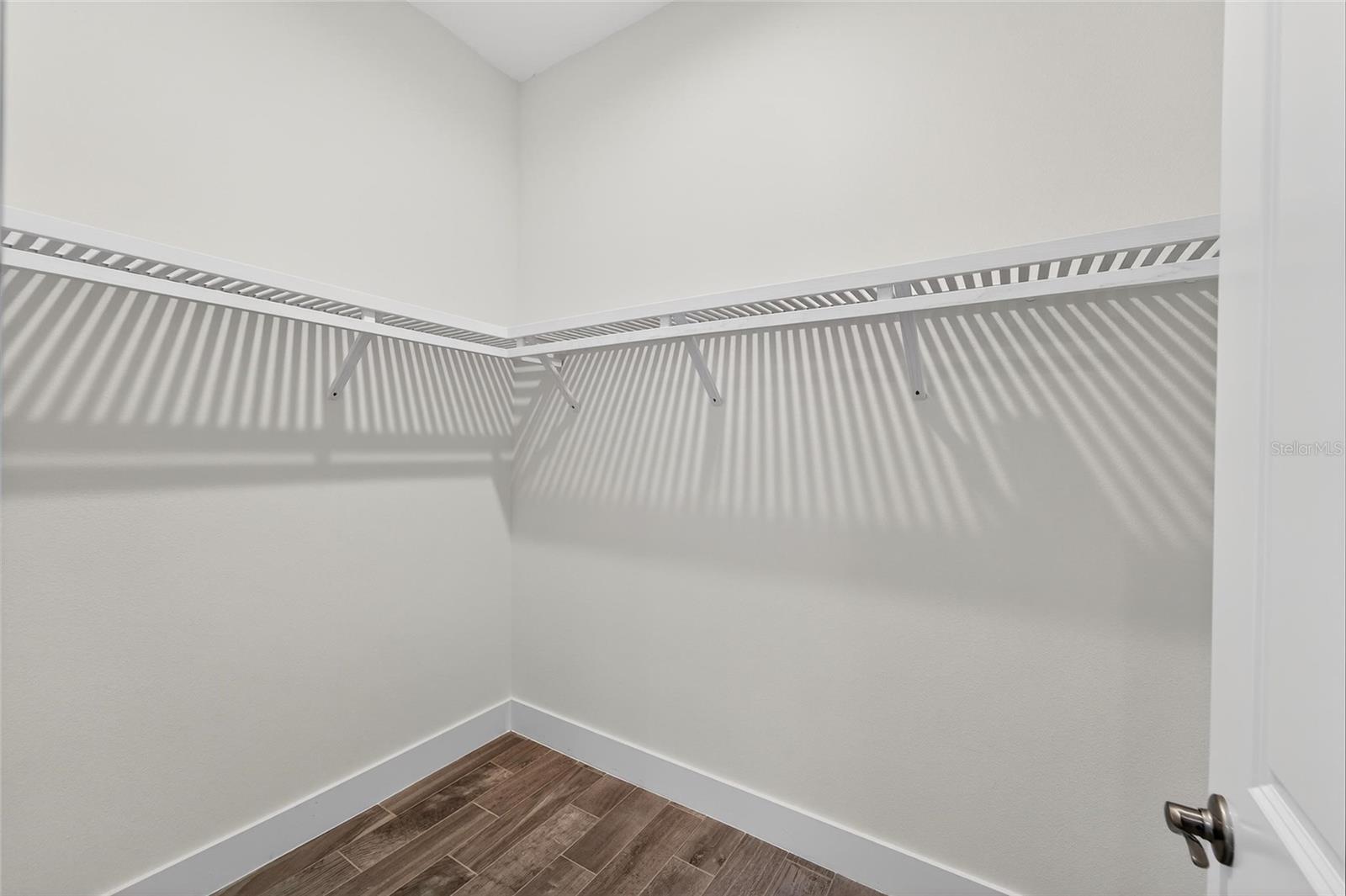 AQUA LAGOON - Residential