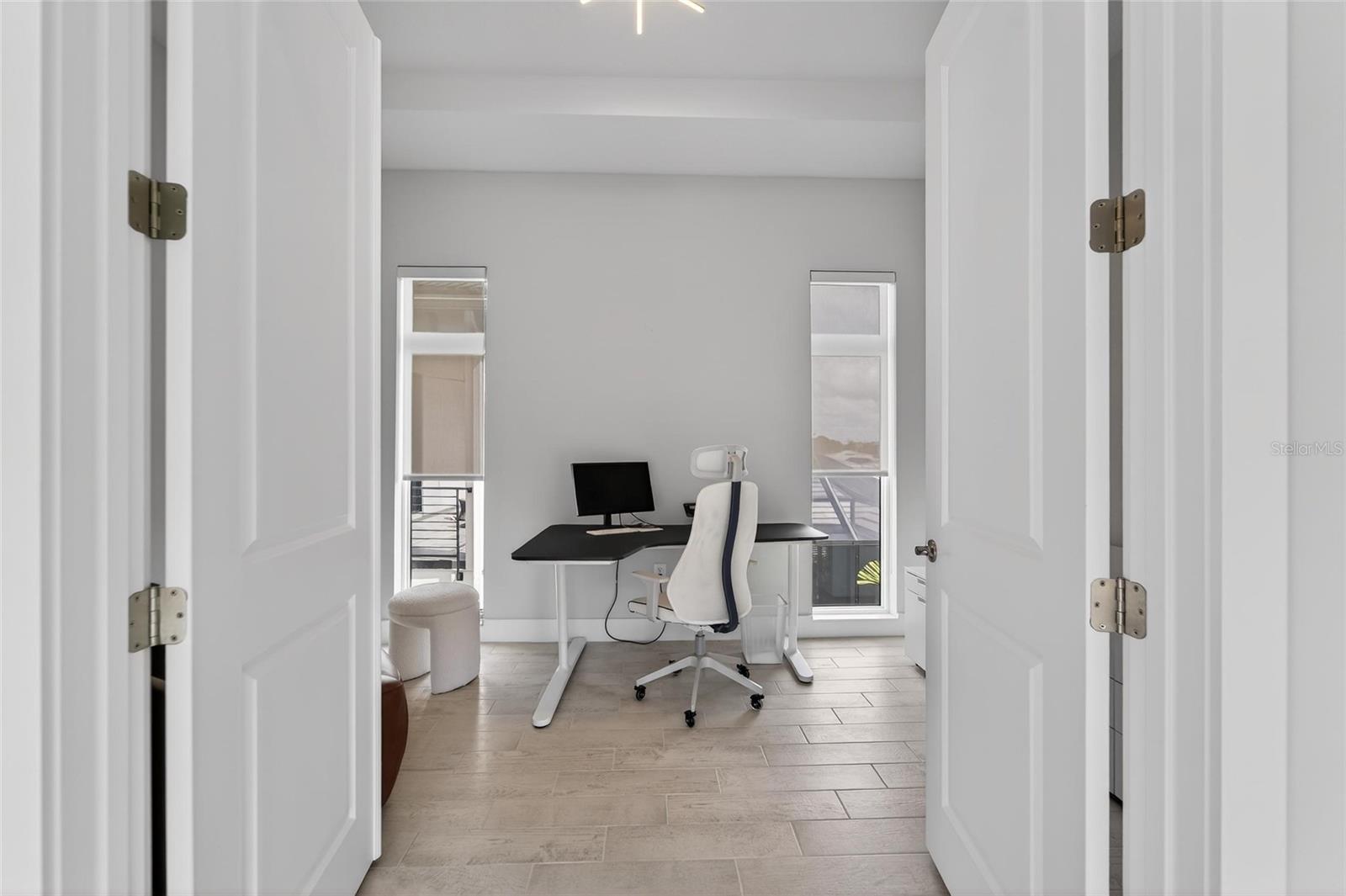 AQUA LAGOON - Residential