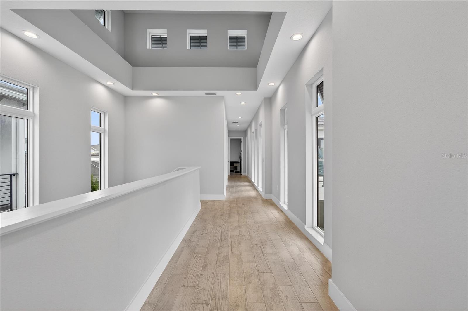 AQUA LAGOON - Residential