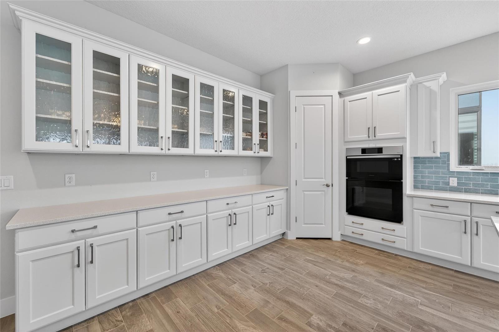 AQUA LAGOON - Residential