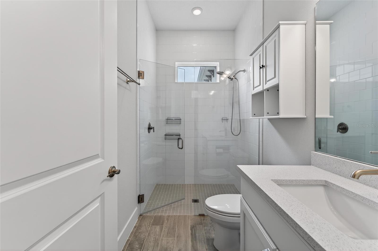 AQUA LAGOON - Residential