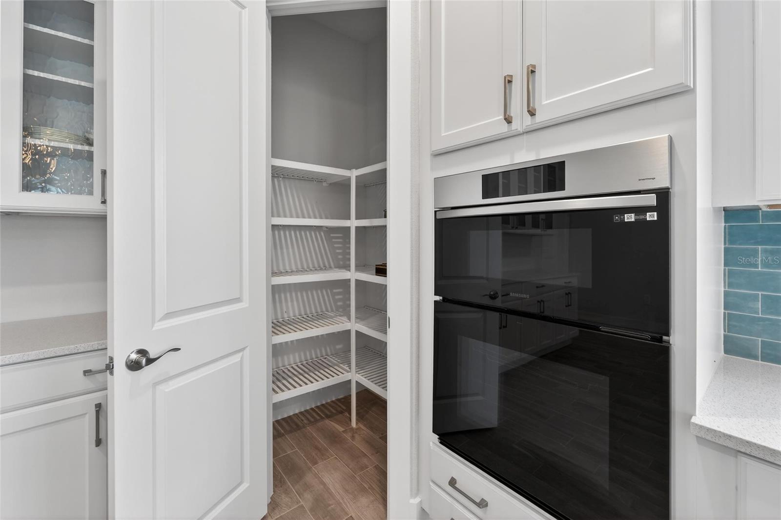 AQUA LAGOON - Residential