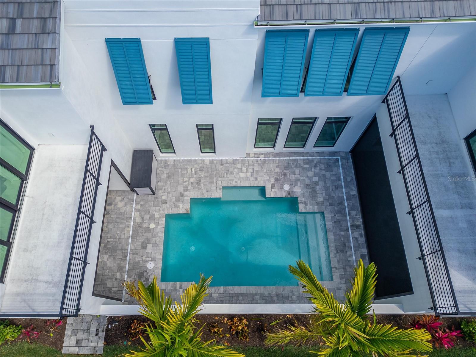 AQUA LAGOON - Residential