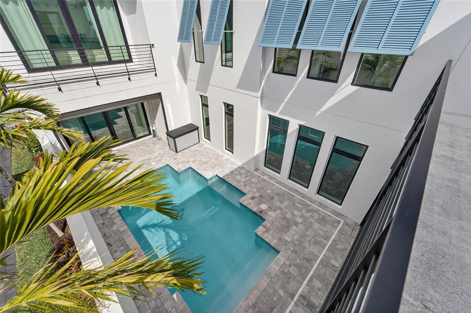 AQUA LAGOON - Residential