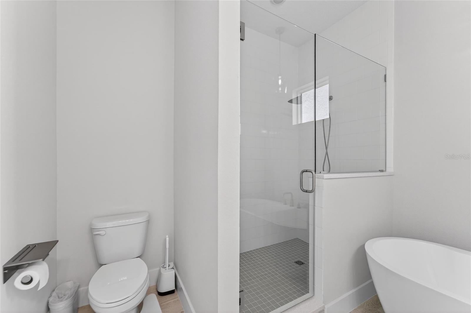 AQUA LAGOON - Residential