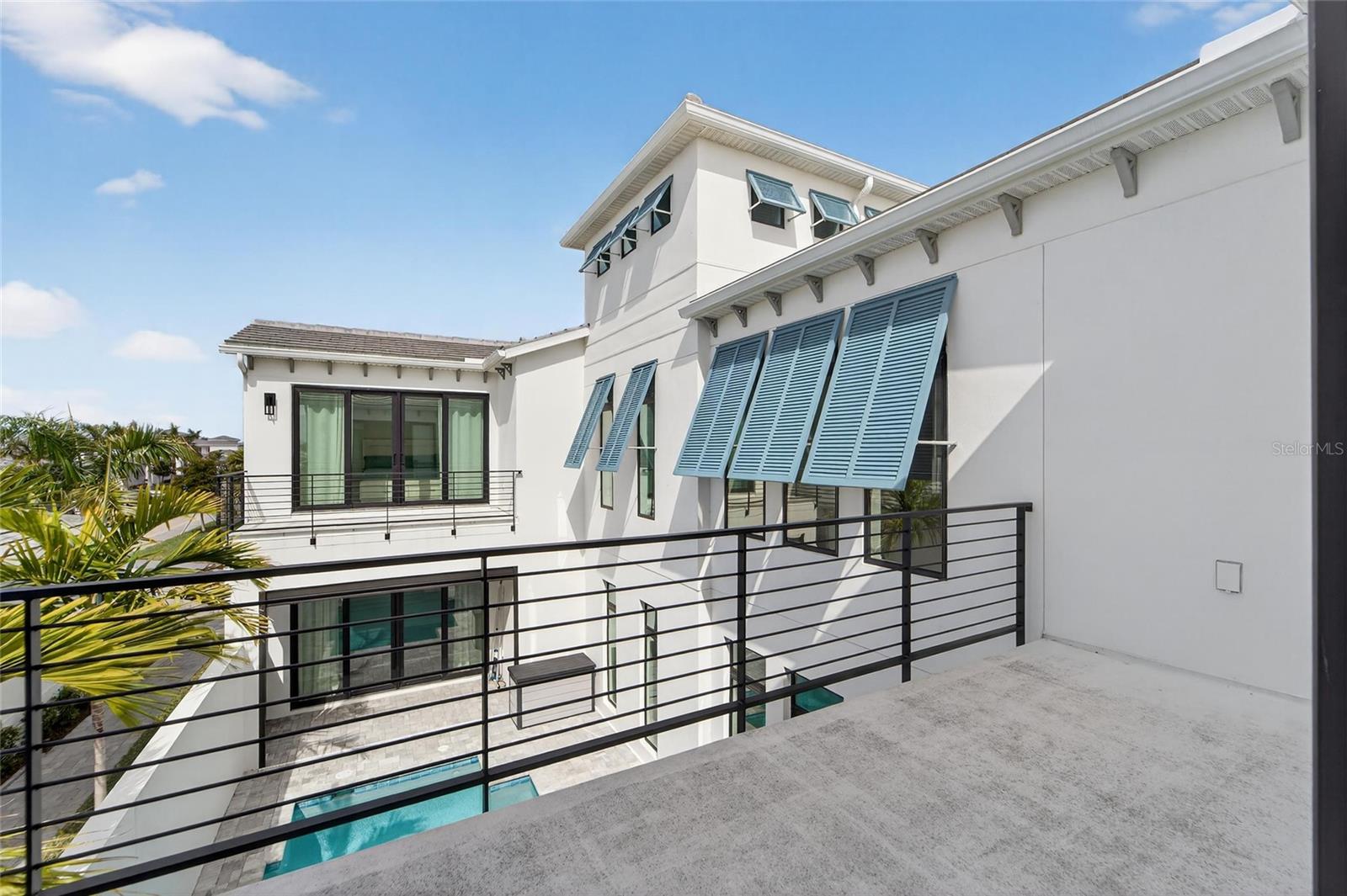 AQUA LAGOON - Residential