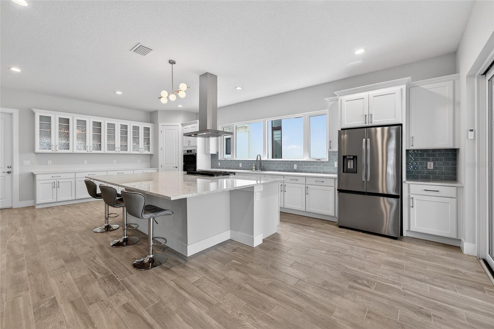 AQUA LAGOON - Residential