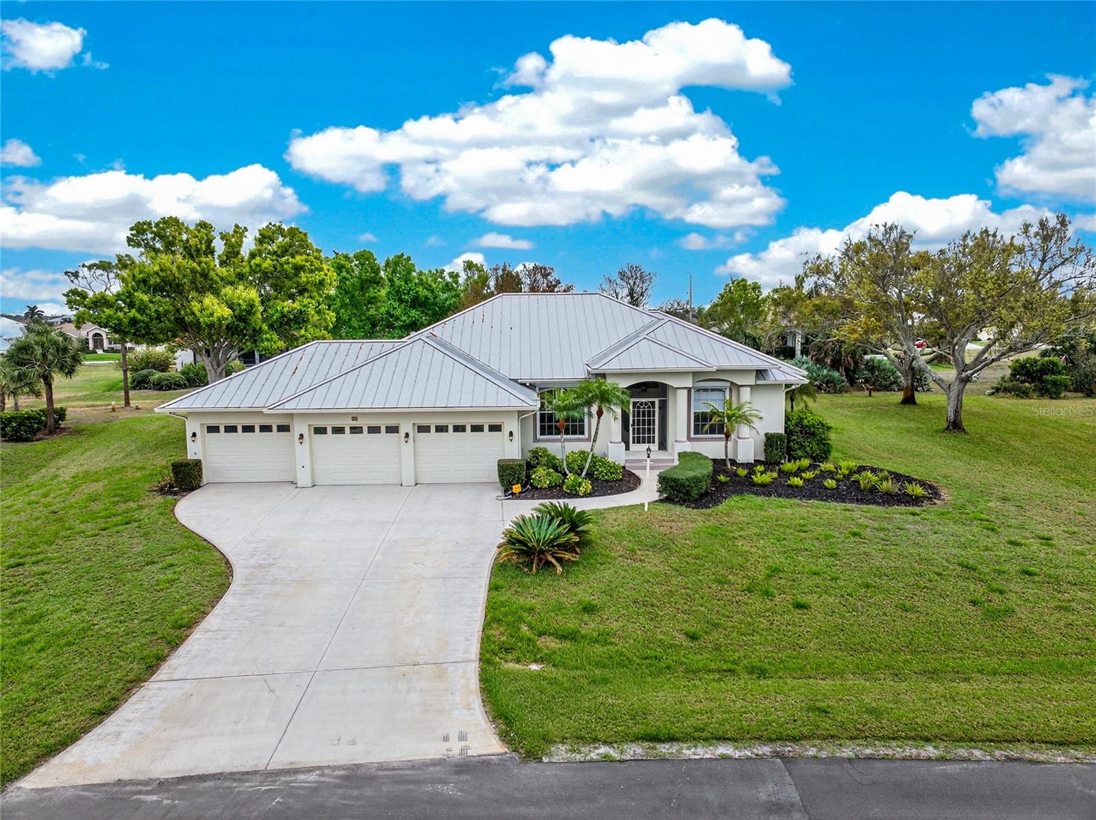 CAPE HAZE WINDWARD - Residential