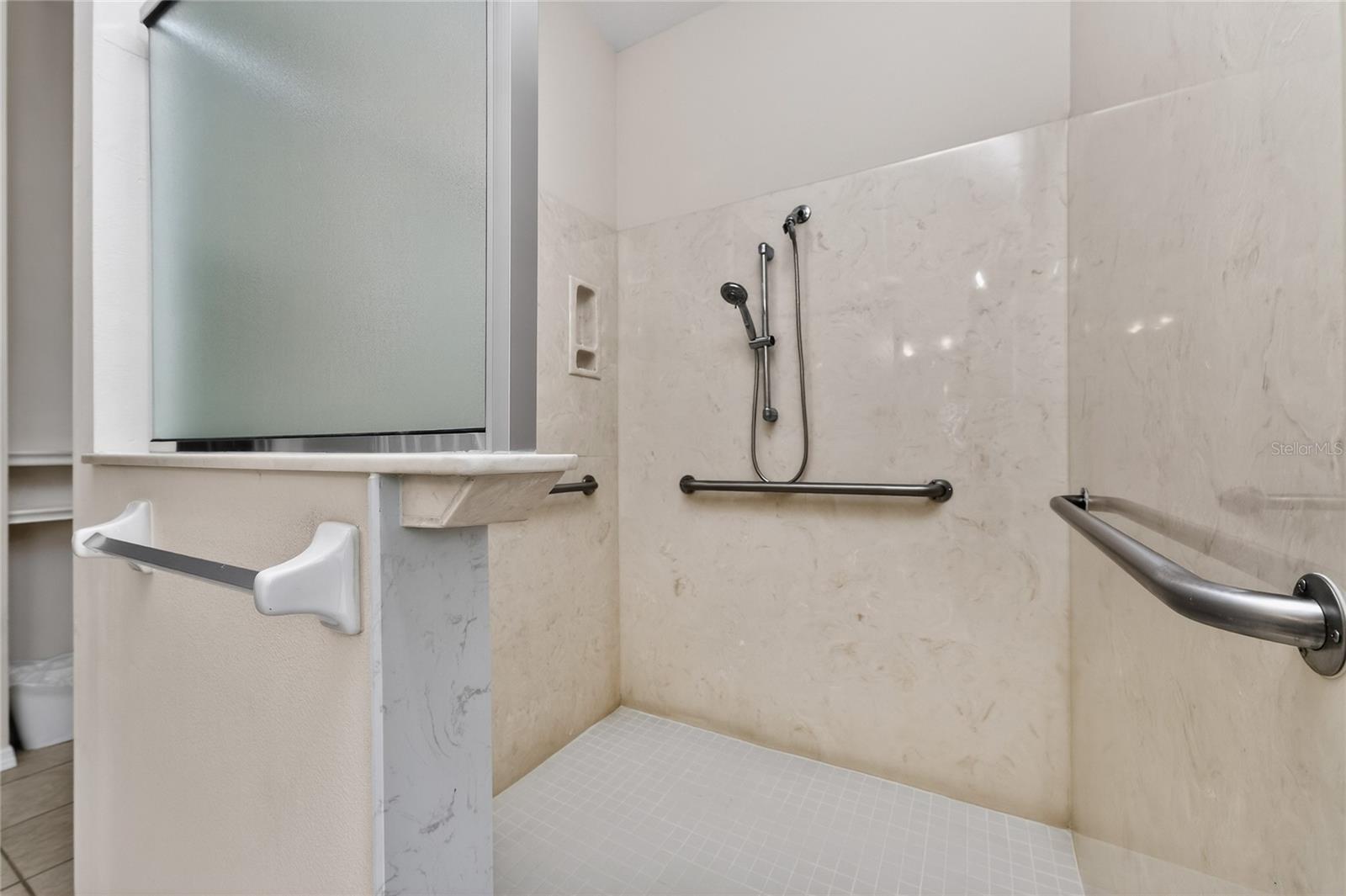 CAPE HAZE WINDWARD - Residential