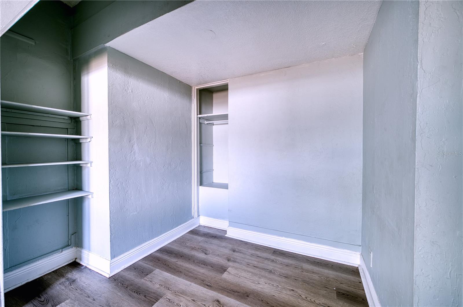 FAIRVIEW PARK - Residential Income