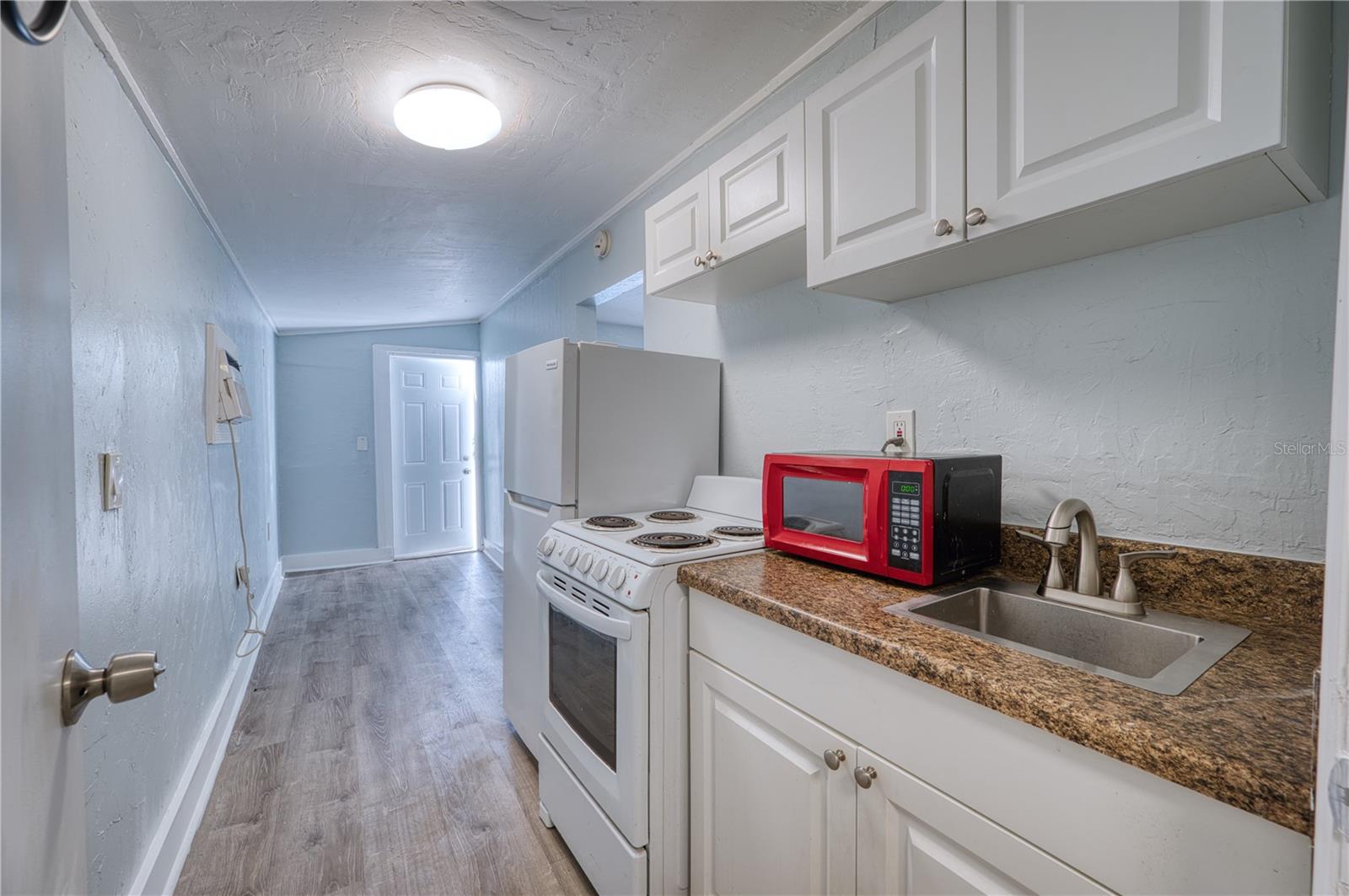 FAIRVIEW PARK - Residential Income