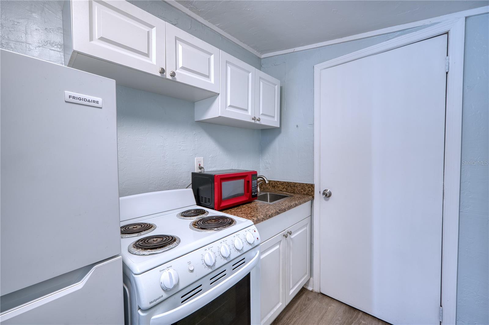 FAIRVIEW PARK - Residential Income