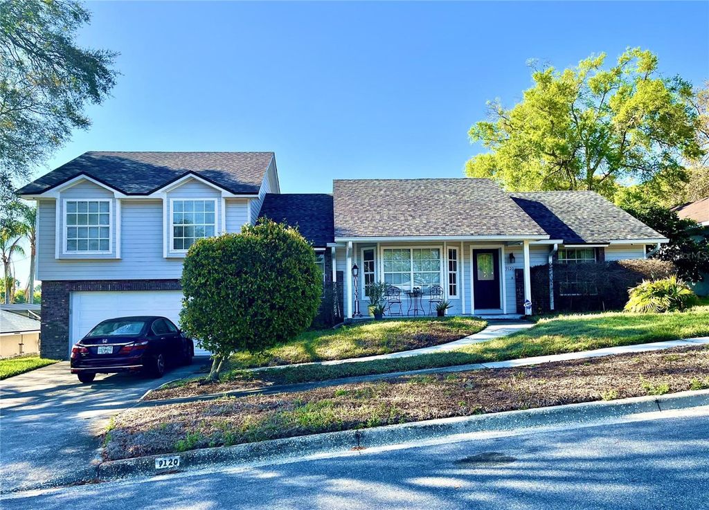 Photo of 9120 Queen Elizabeth Court, Orlando, FL 32818 (MLS # S5146608)