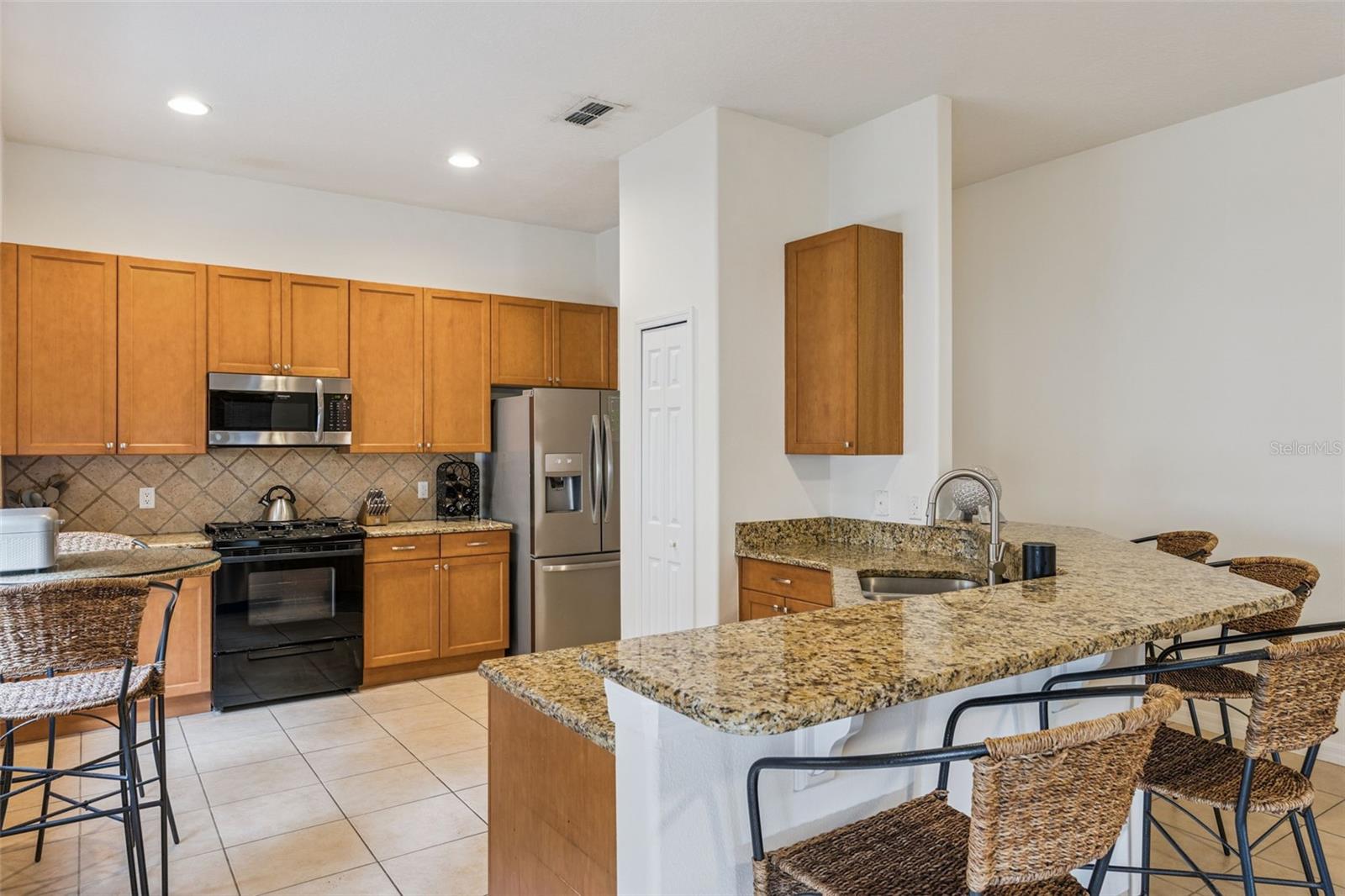 SUMMERPORT - Residential