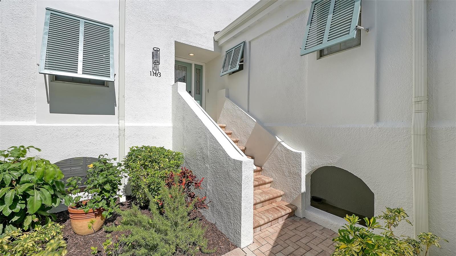 1163 COQUILLE STREET 207
