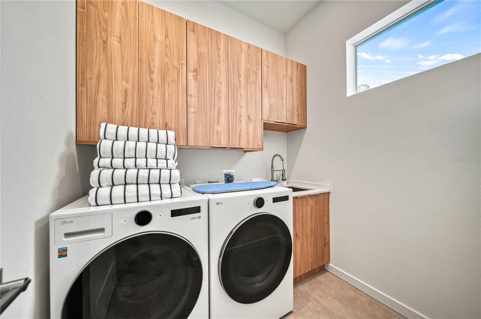 LOMA LINDA PARK RESUB - Residential Lease