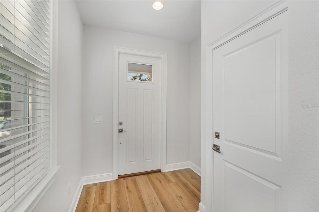 Photo of 2409 W Fig Street #1, Tampa, FL 33609 (MLS # TB8457281)