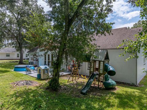 A home in LAKELAND