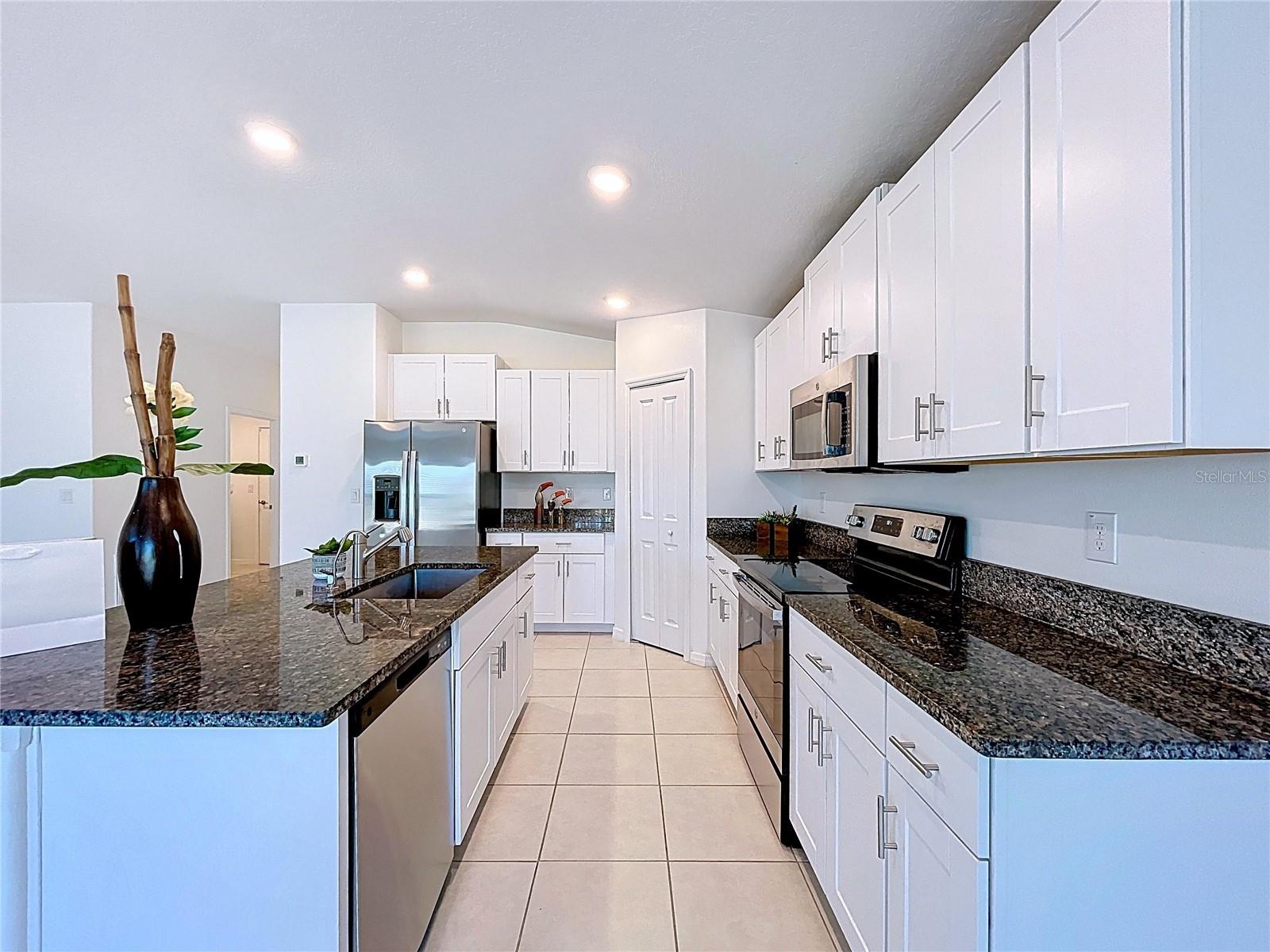 ABBOTT SQUARE PH 1A - Residential