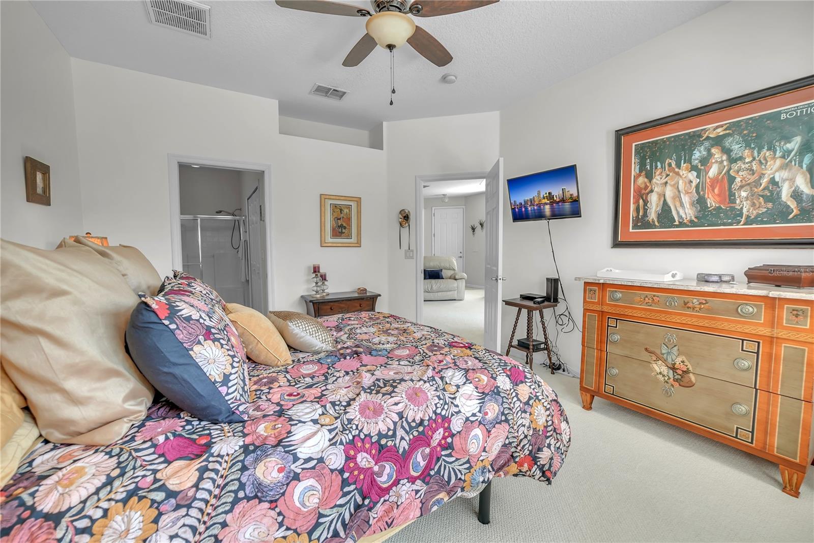 GROVES PH 02 CLUB VILLAS - Residential