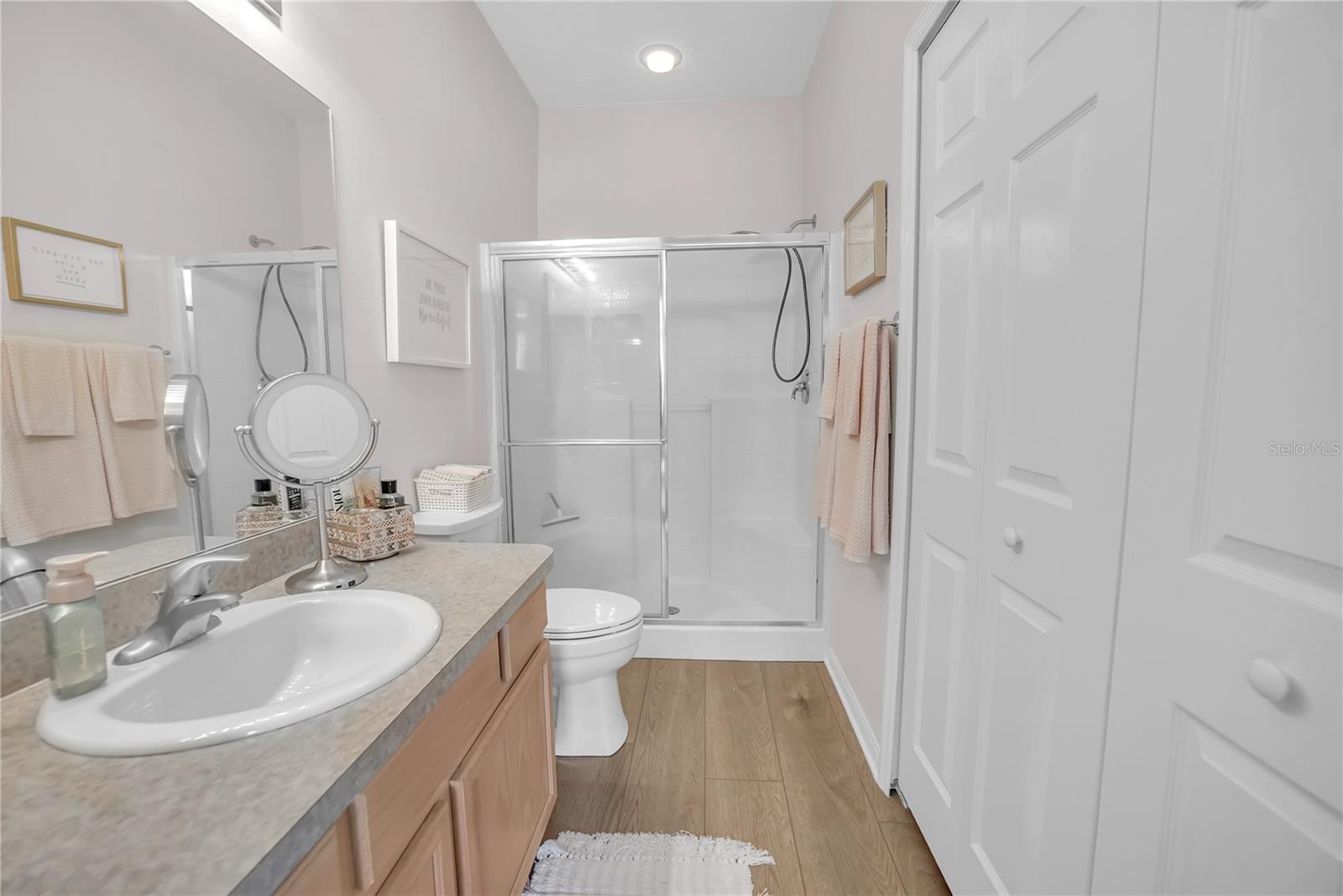 GROVES PH 02 CLUB VILLAS - Residential