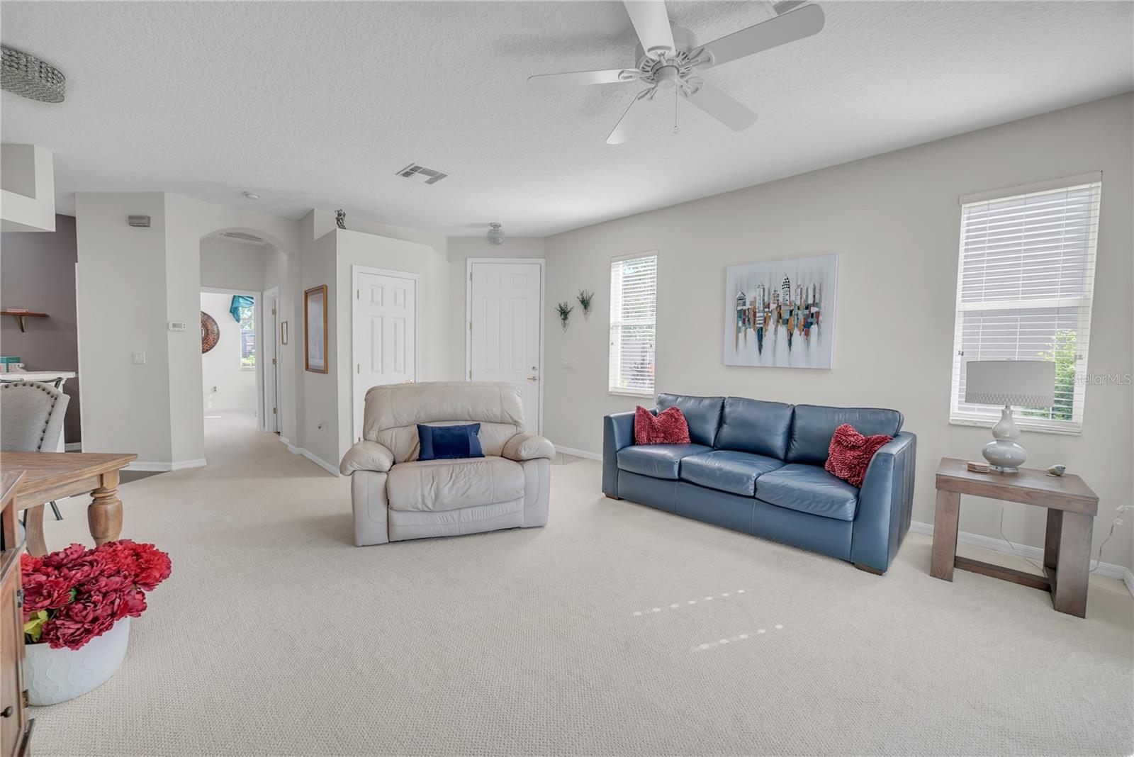 GROVES PH 02 CLUB VILLAS - Residential