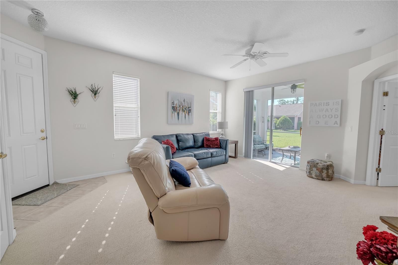 GROVES PH 02 CLUB VILLAS - Residential